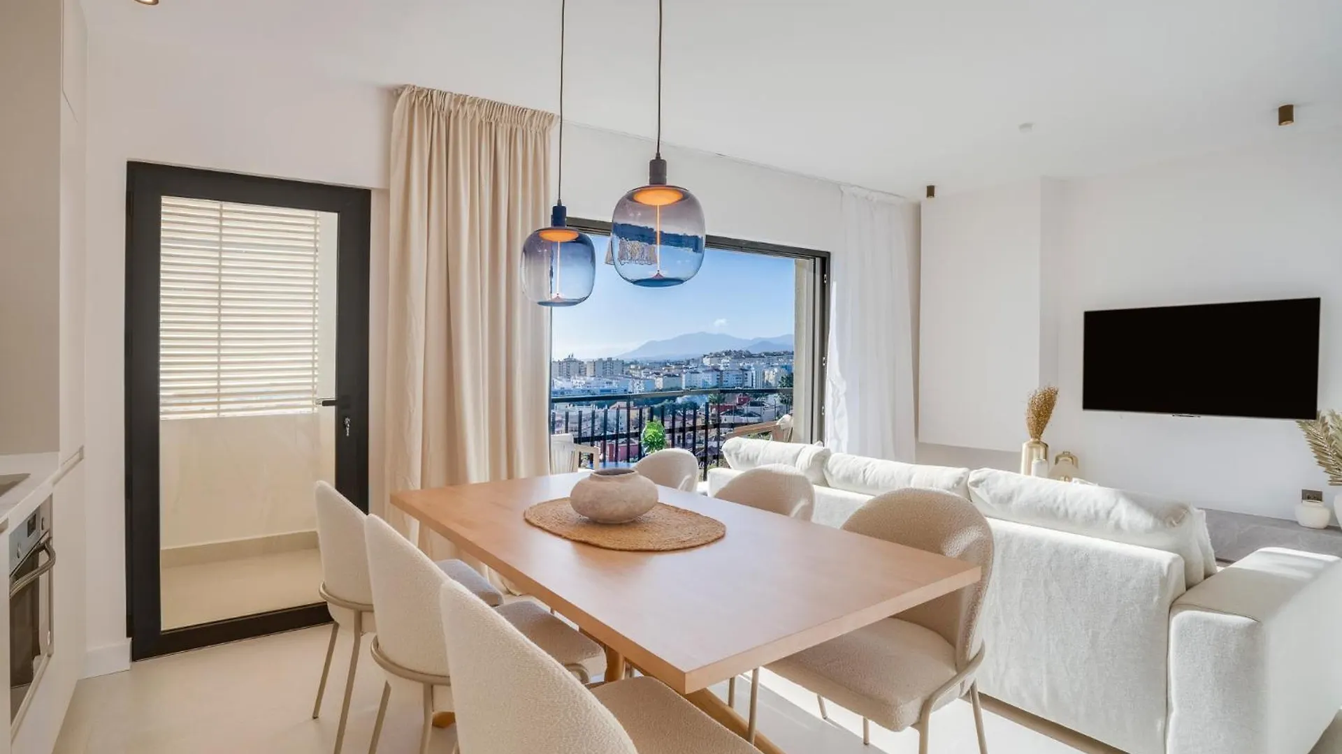 Sunsethome Marbella Modern 2 Beds Apartament With Sea View 0*,  Spanien