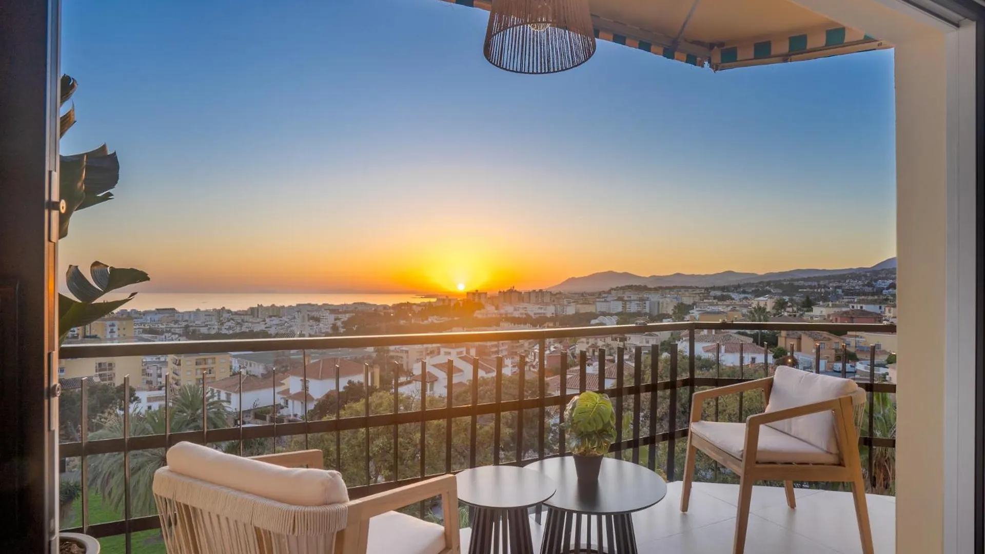 Lägenhet Sunsethome Marbella Modern 2 Beds Apartament With Sea View